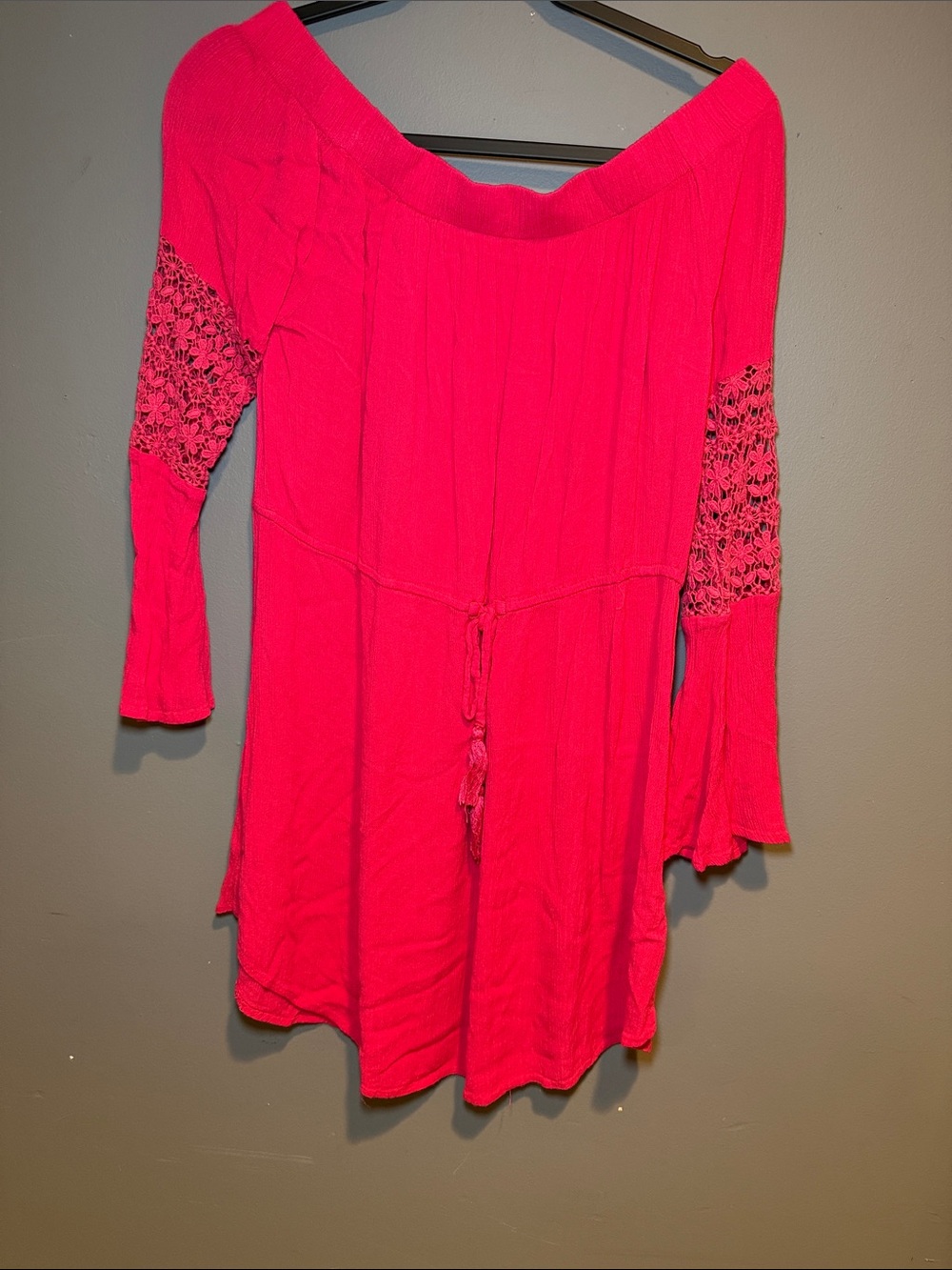 Women's Off-Shoulder Pink Knit Tunic with Crochet Sleeves